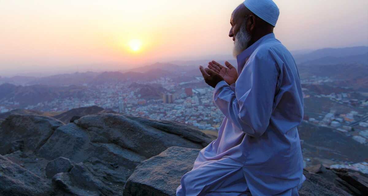 Can it be said of the Prophet (peace and blessings of Allaah be upon him) “Habeeb-Allaah (the Beloved of Allaah)”?